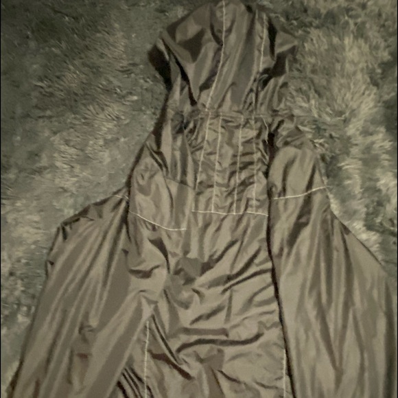 Thinkgeek 2XL Darth Vader Windbreaker - Picture 2 of 9